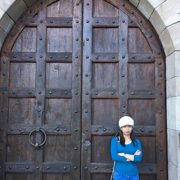 Meet your Posher, Karen - Picture 1 of 1